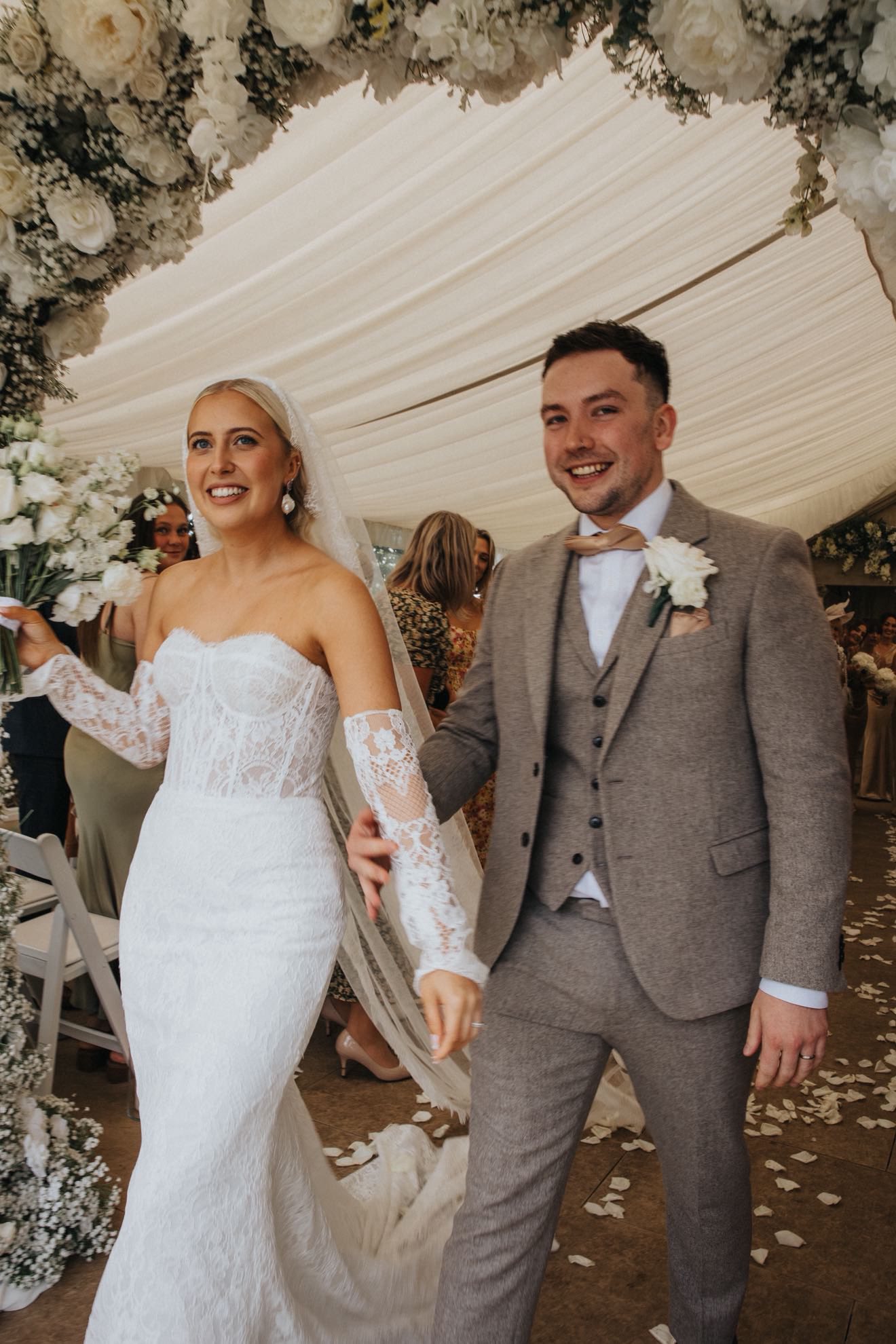 Wedding day spray tan